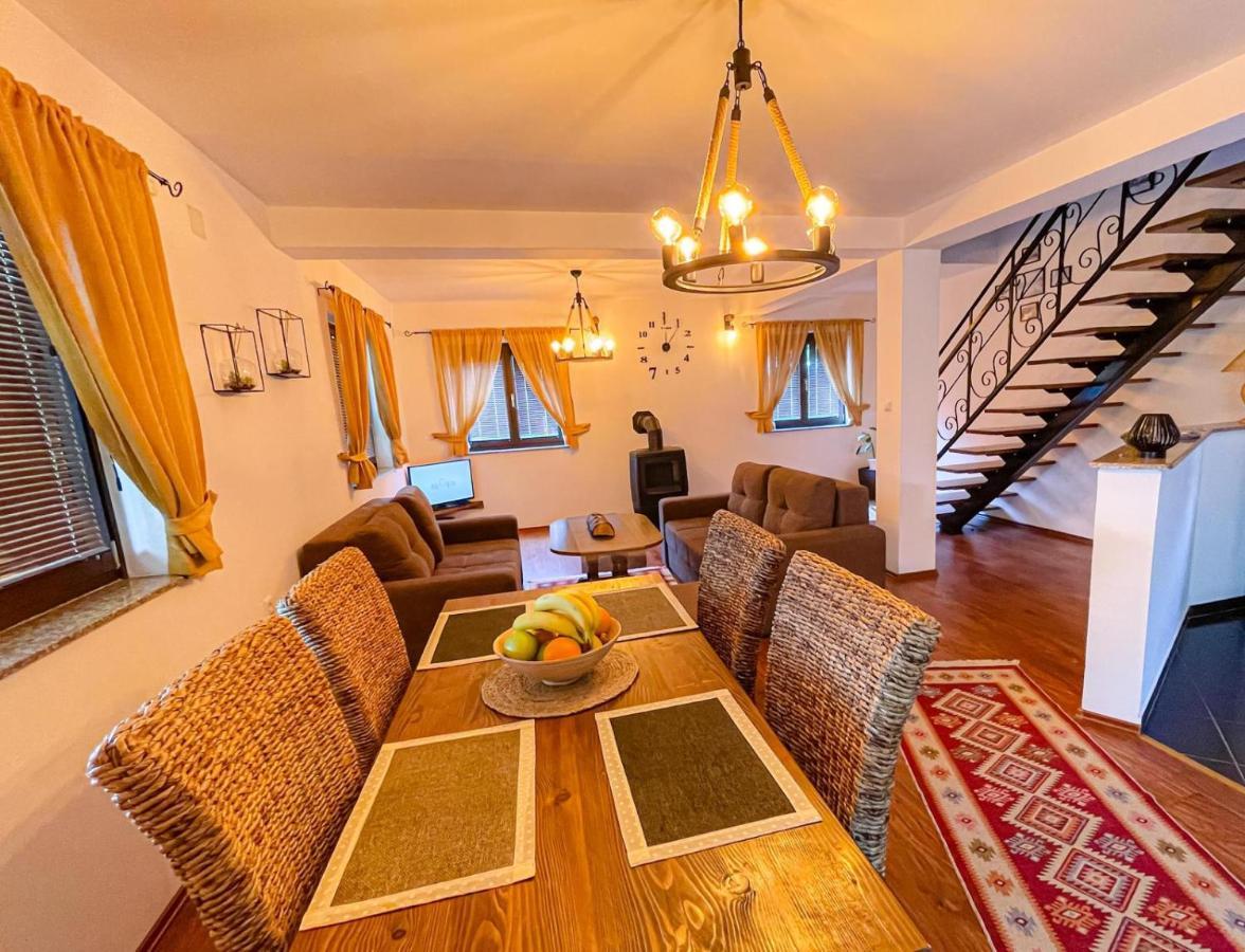 Holiday Home Avita Bihać Zewnętrze zdjęcie
